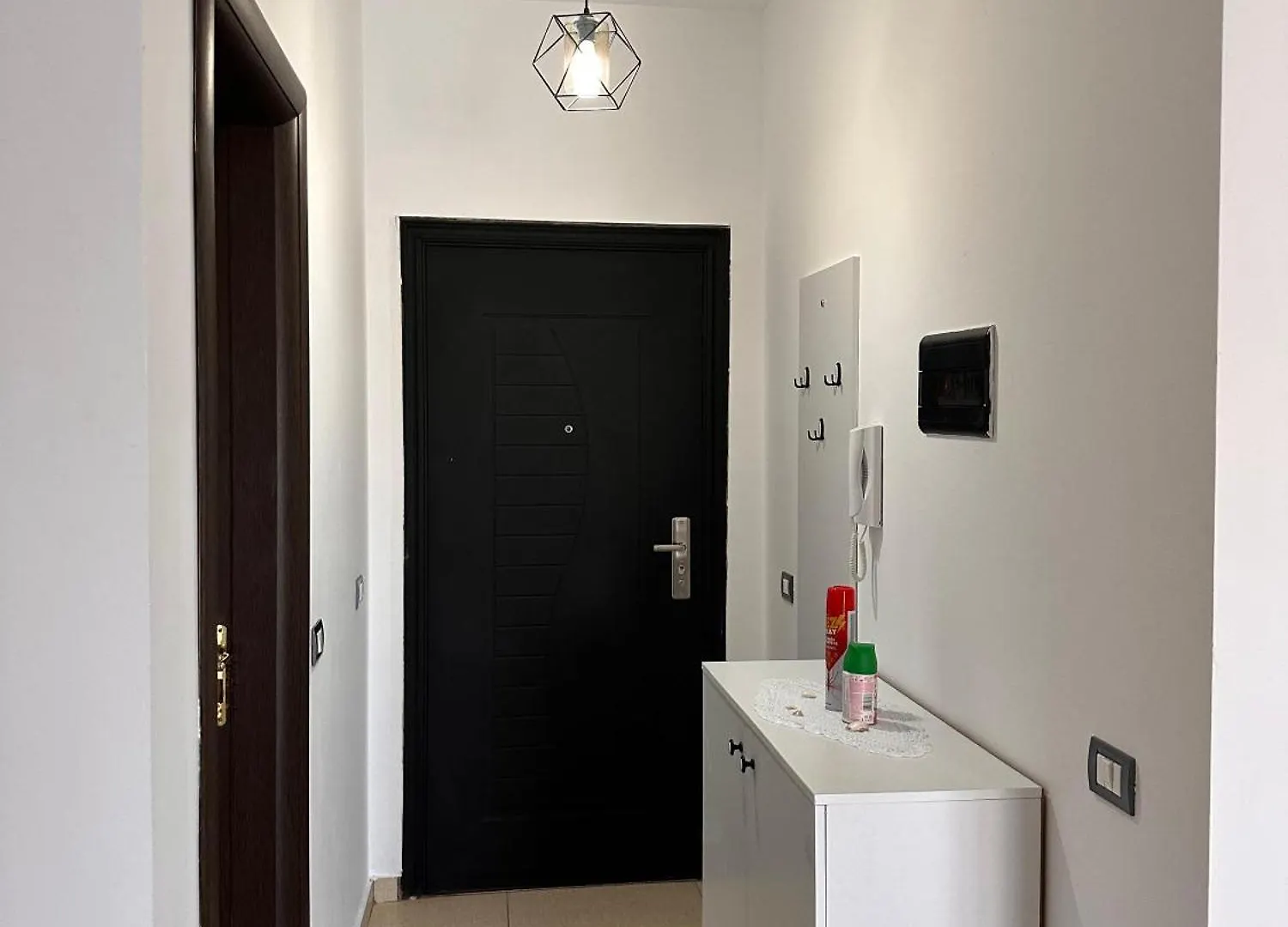 Xh&S Apartament Dıraç Daire